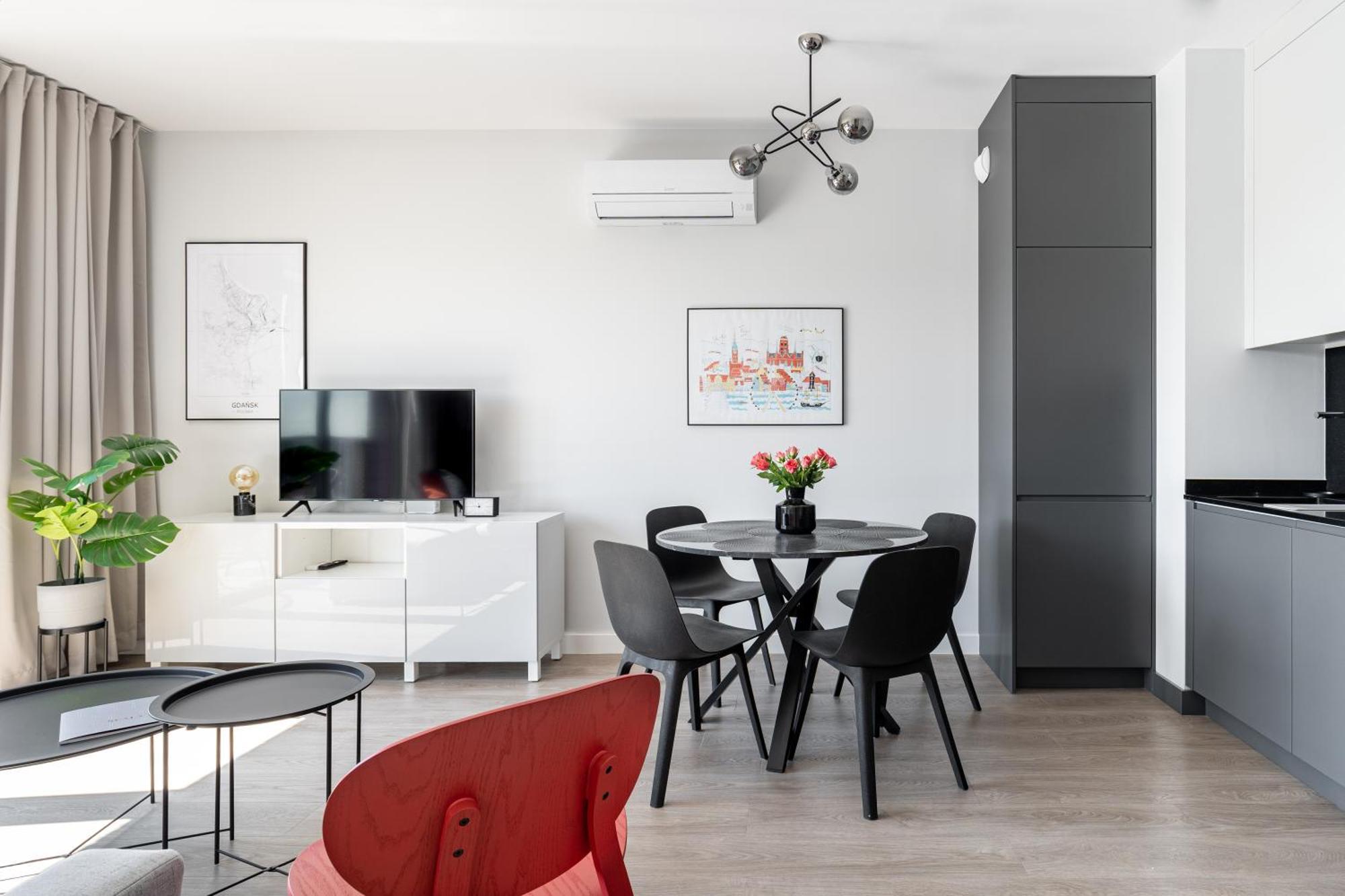 Scala City Center Apartments With Parking By Lion Apartments Гданьск Экстерьер фото