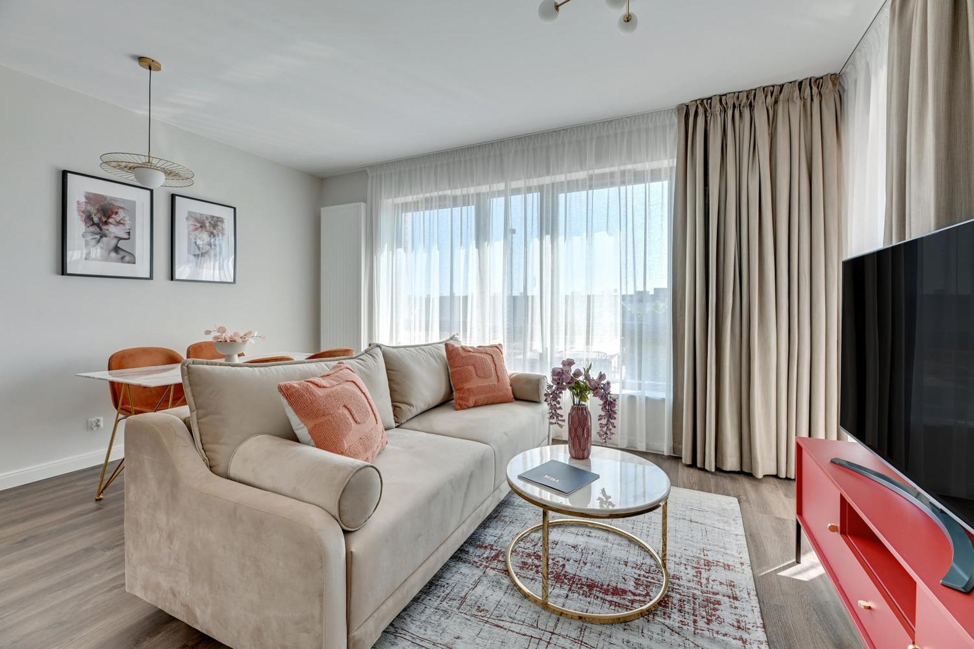 Scala City Center Apartments With Parking By Lion Apartments Гданьск Экстерьер фото