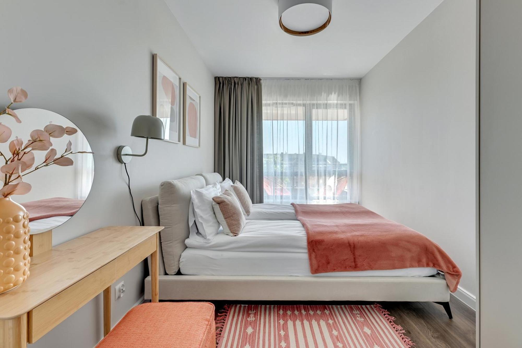 Scala City Center Apartments With Parking By Lion Apartments Гданьск Экстерьер фото