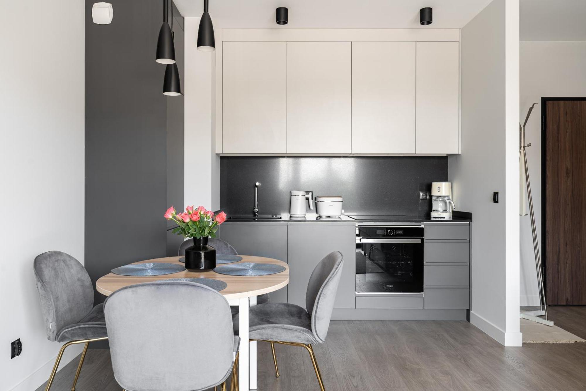 Scala City Center Apartments With Parking By Lion Apartments Гданьск Экстерьер фото