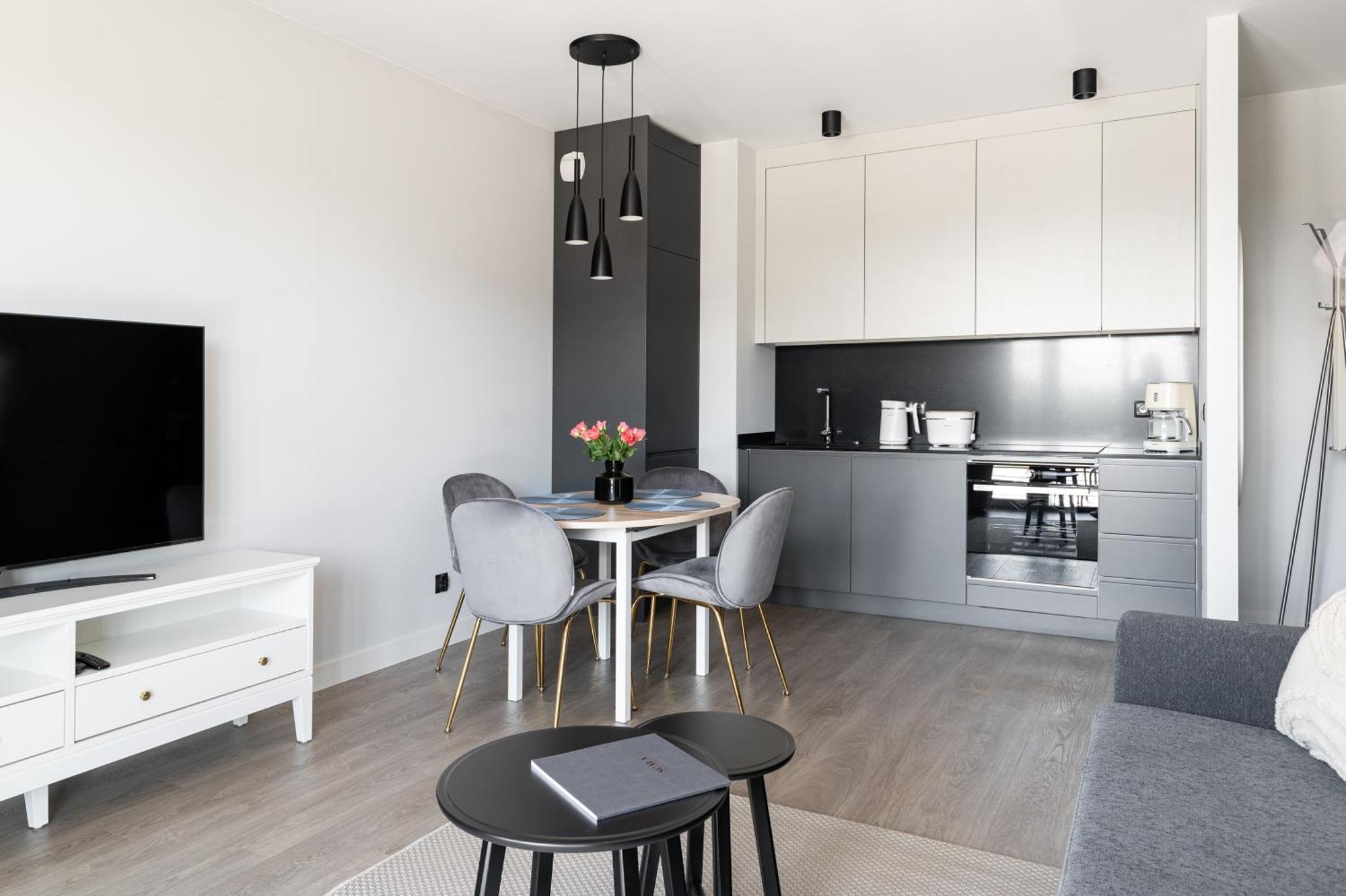 Scala City Center Apartments With Parking By Lion Apartments Гданьск Экстерьер фото
