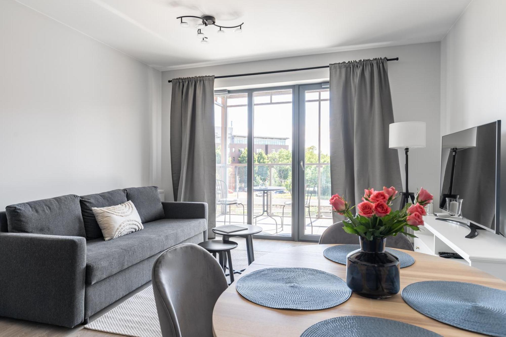 Scala City Center Apartments With Parking By Lion Apartments Гданьск Экстерьер фото